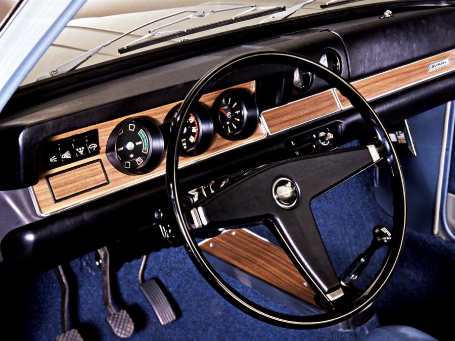  Opel Olympia Coupe 1967 года  (фото 2 из 5)